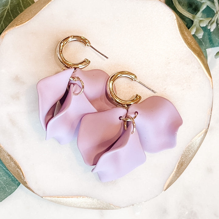 MAISON RUBUS. ： petal earring (pierce) flowerpetalearringspurples_720